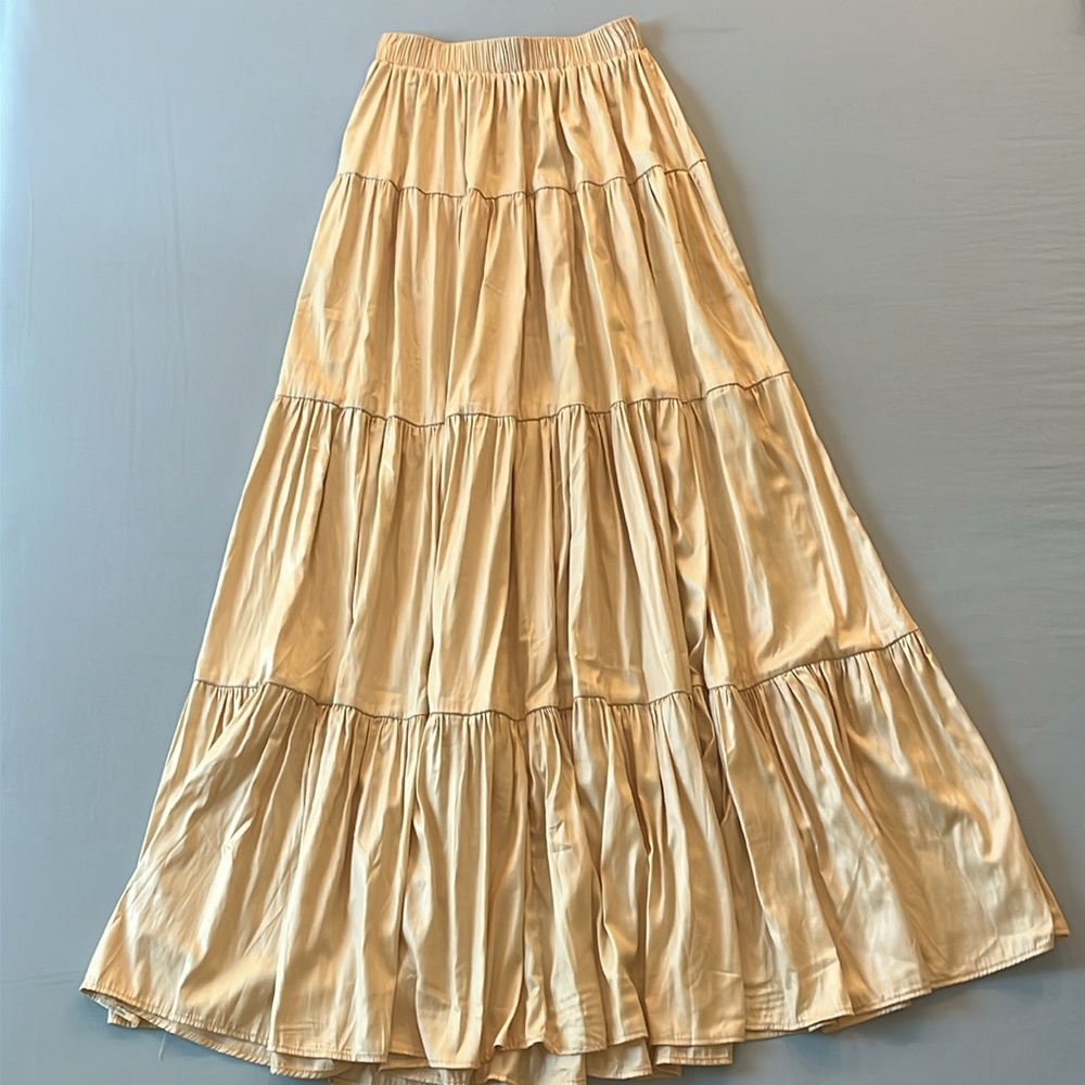 Elie Tahari | XS | Tiered Flow Maxi Skirt cream